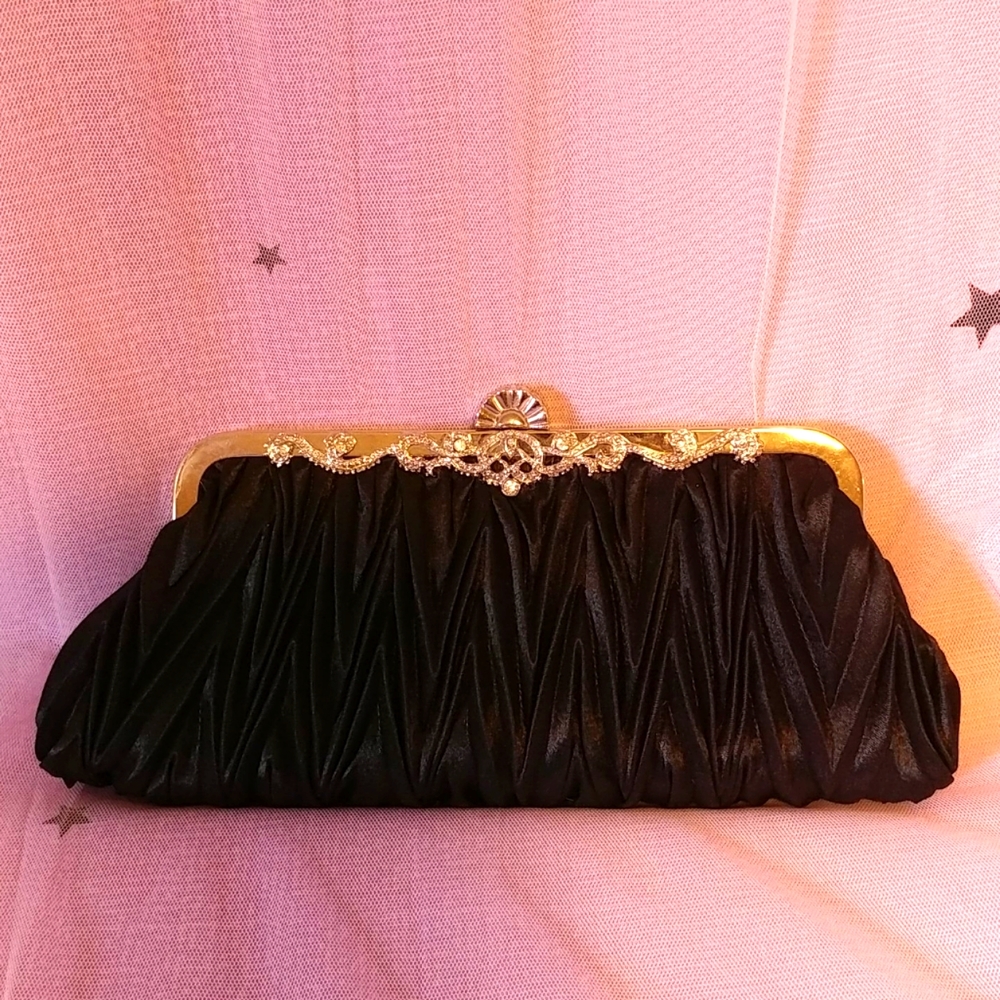 👛Elegant Black Clutch